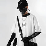 Futuristisches Grafik-Techwear-Shirt - Fuga Studios