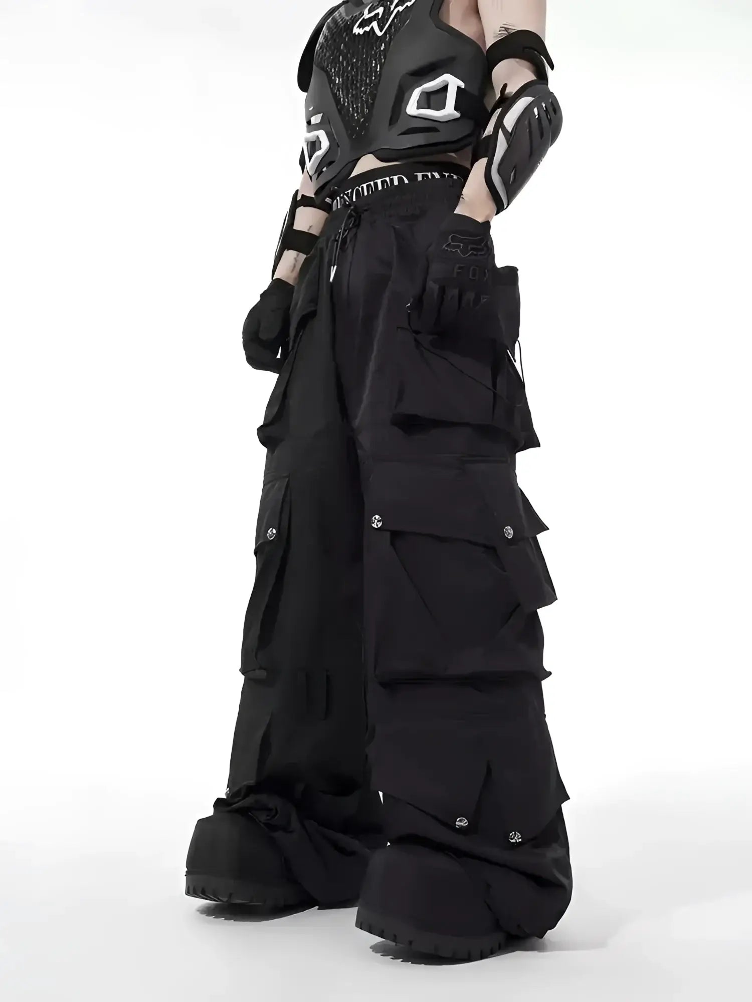 Techwear Multi-Pocket Cargo Hose - Fuga Studios