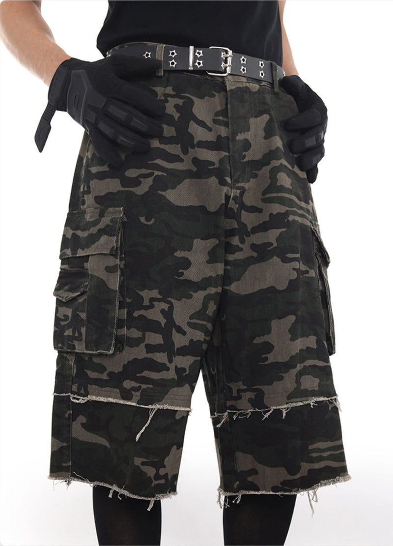 Y2K Camo Raw-Hem Cargo Jorts