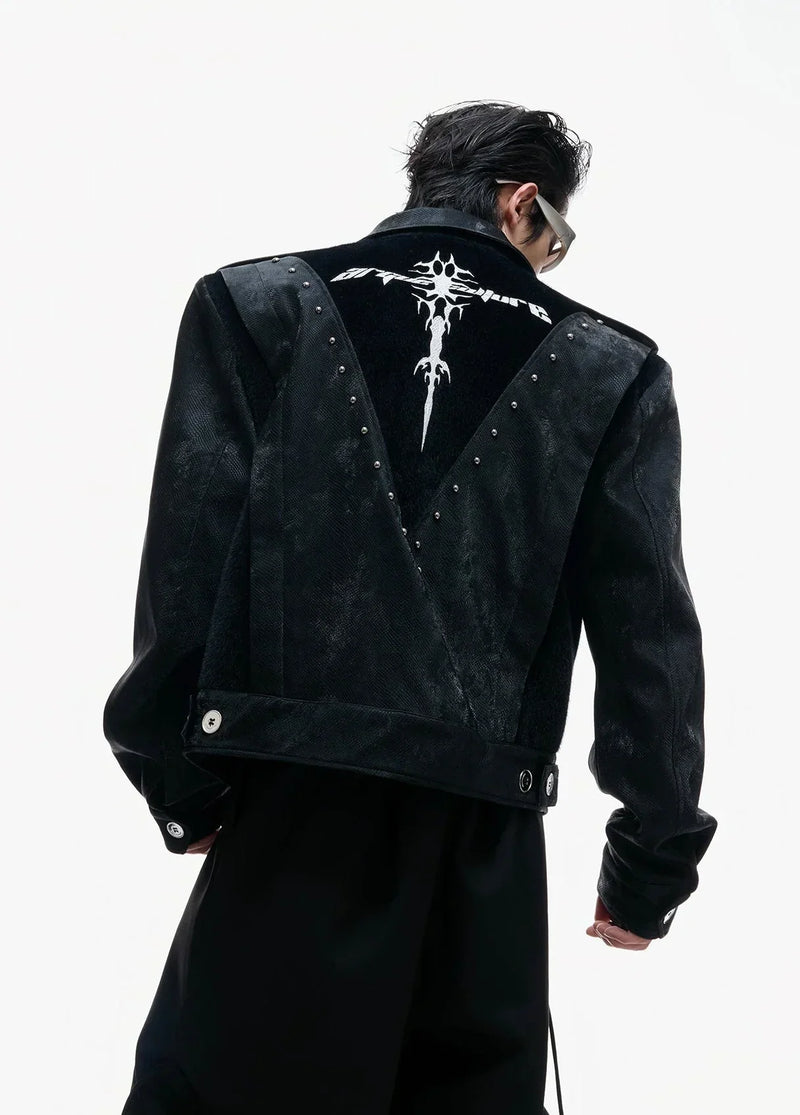 Goth Halloween Outfit mit Opium Mystic Cross Bomber von Fūga Studios
