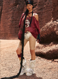 Emo Fashion Brands: العلامات خلف المظهر