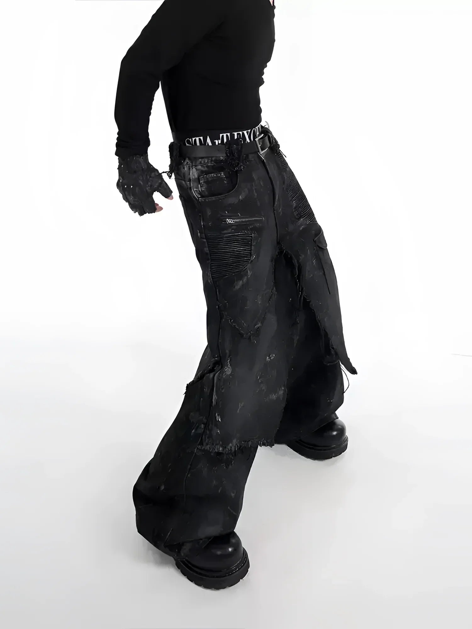 Y2K Fashion Guide — Fuga Studios