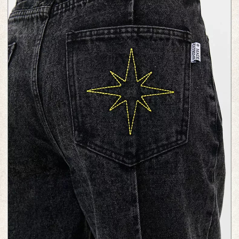 Zeitlose Denim-Klassiker für einen modernen LookY2K Jeans: Zeitlose Denim-Klassiker für einen modernen Look