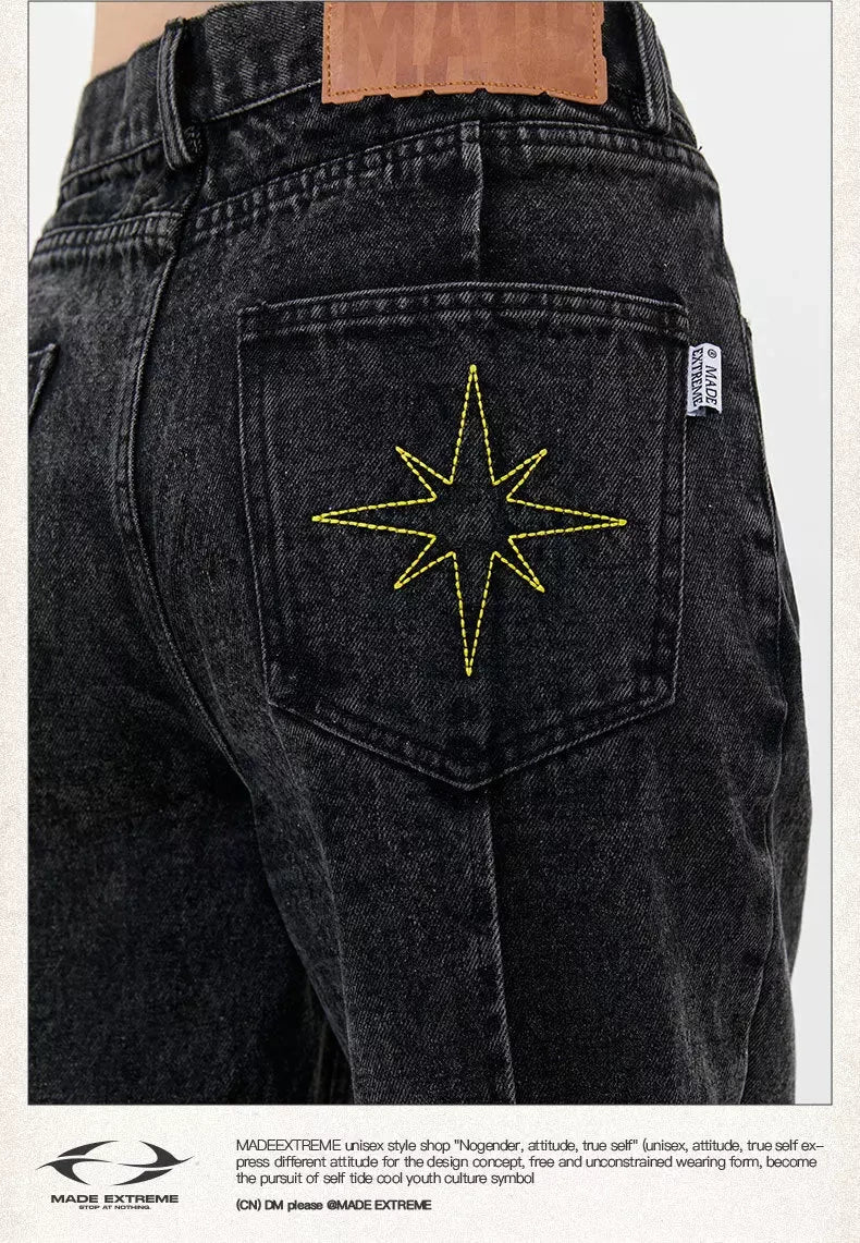 Zeitlose Denim-Klassiker für einen modernen LookY2K Jeans: Zeitlose Denim-Klassiker für einen modernen Look