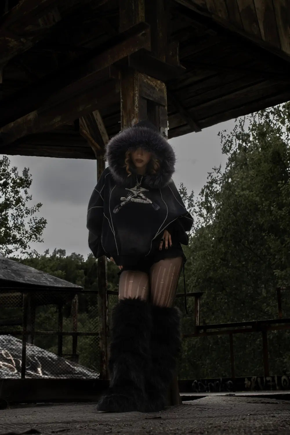 90年代レイブ・ファッションのバナー