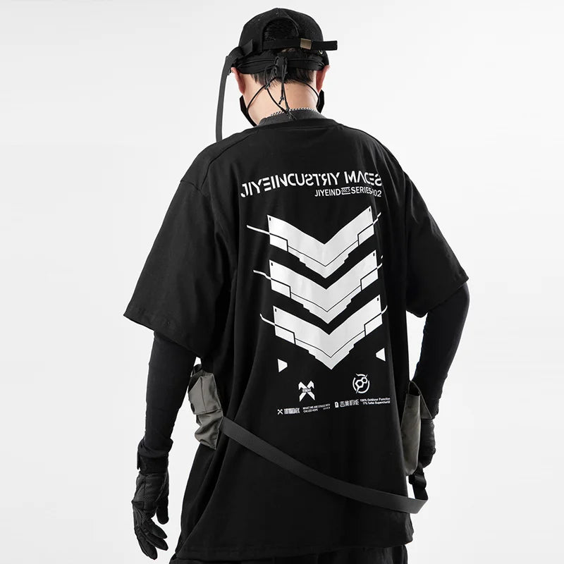 Futuristisches Grafik-Techwear-Shirt - Fuga Studios