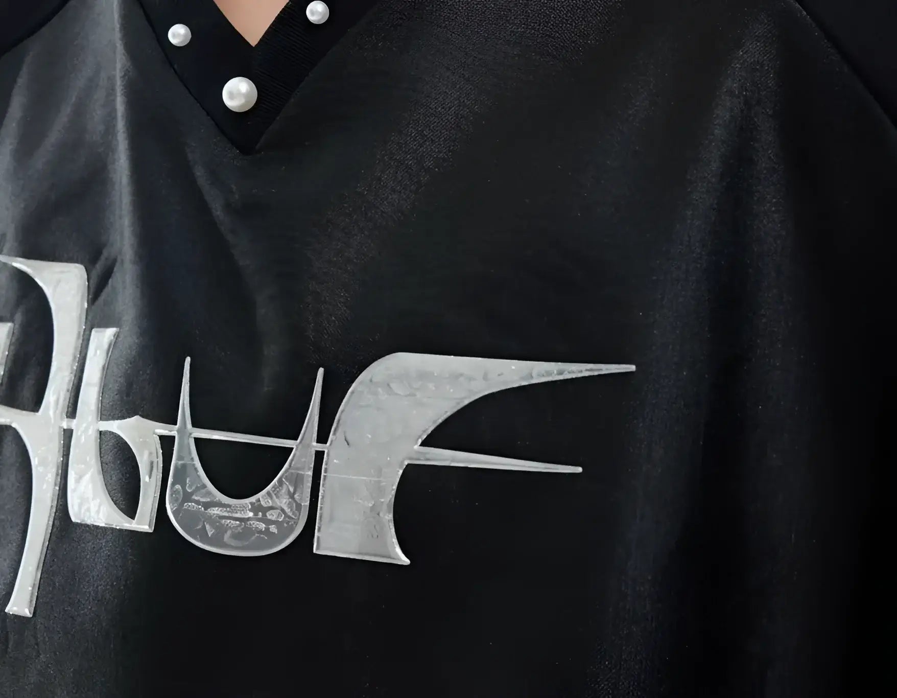 Opium Blur V-Neck Shirt - Fuga Studios