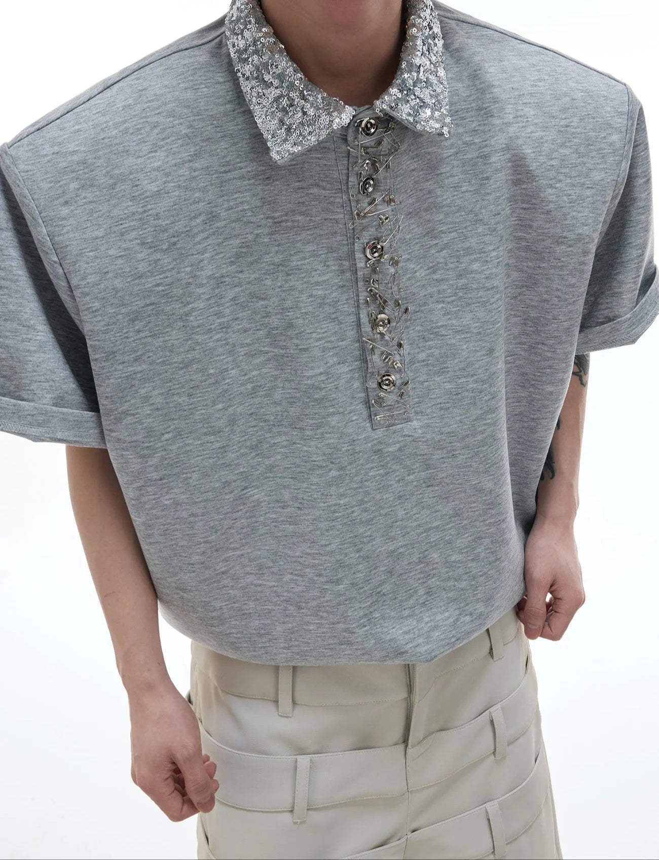 Opium Crystal Collar Polo - Fuga Studios