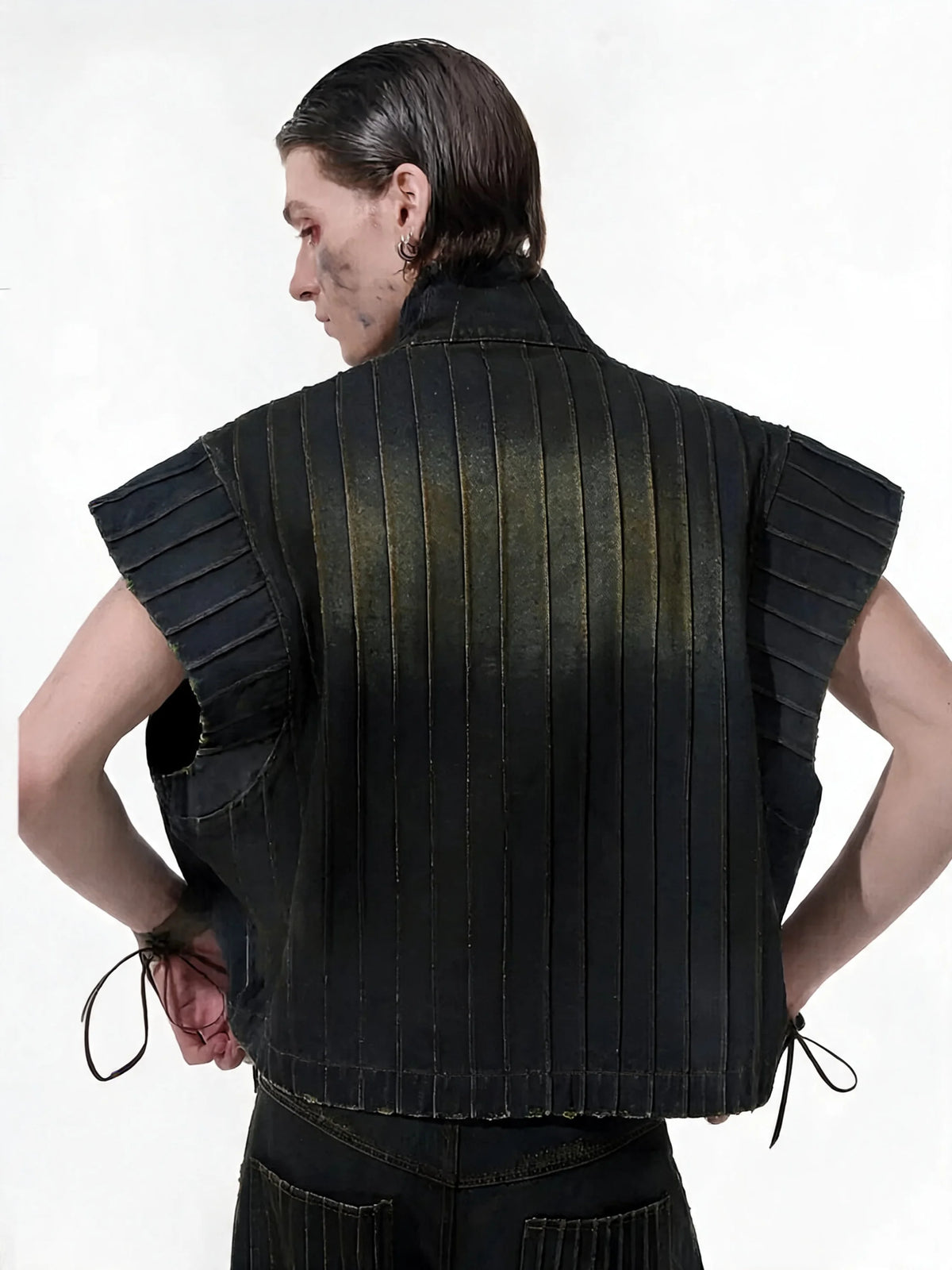 Opium Dystopian Armor Set - Fuga Studios