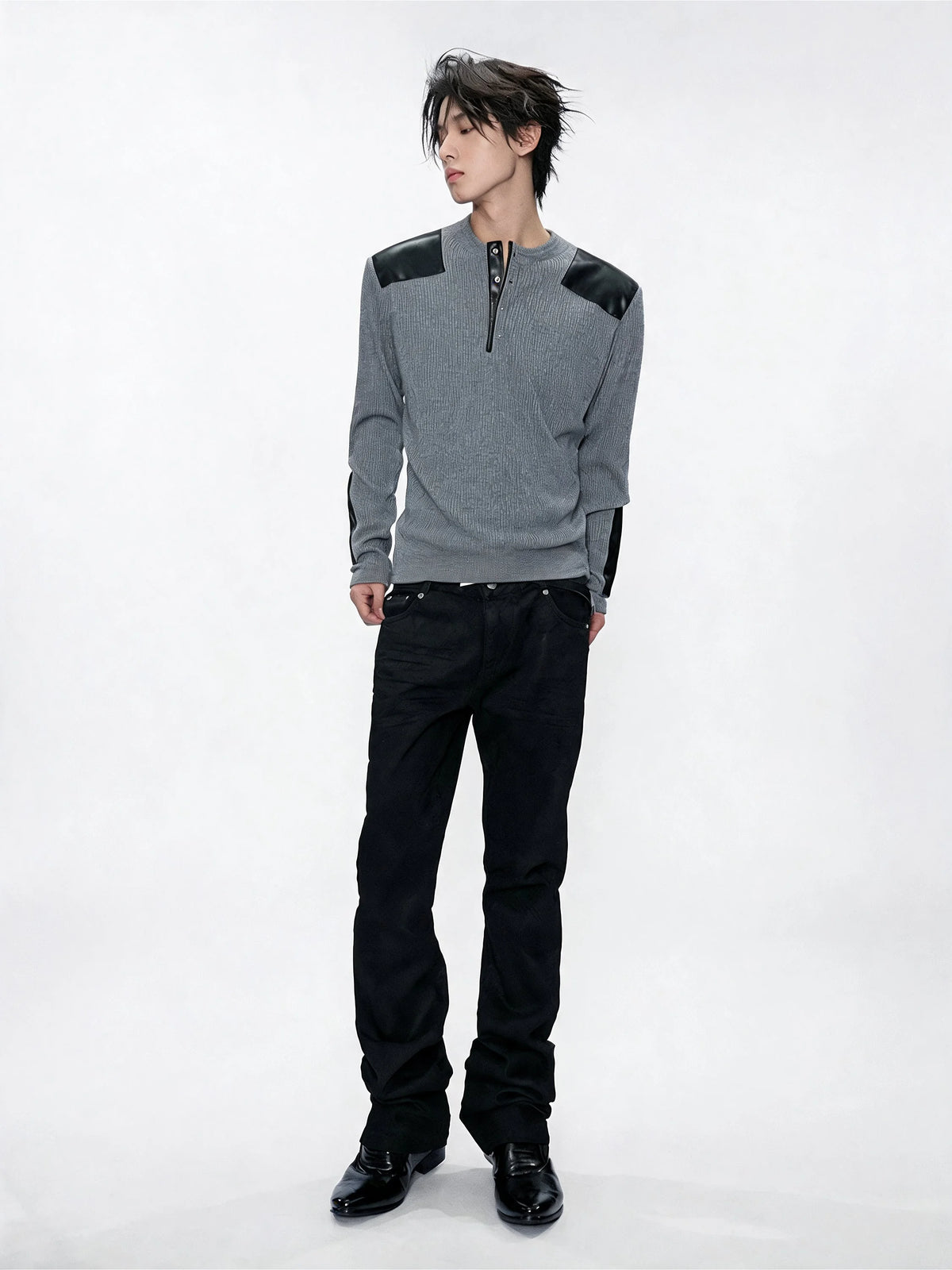 Opium Leather Patch Henley Grau - Fuga Studios