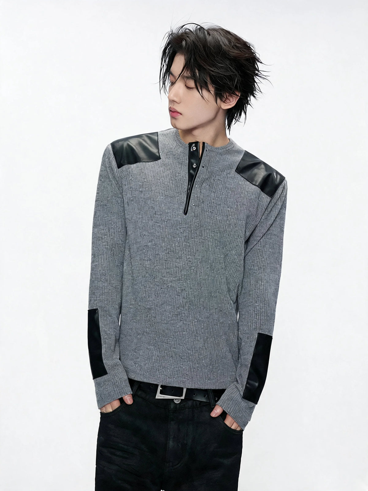 Opium Leather Patch Henley Grau - Fuga Studios