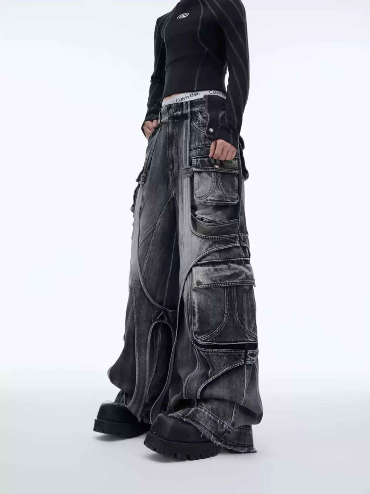 Opium Jeans in denim retrò - Fuga Studios