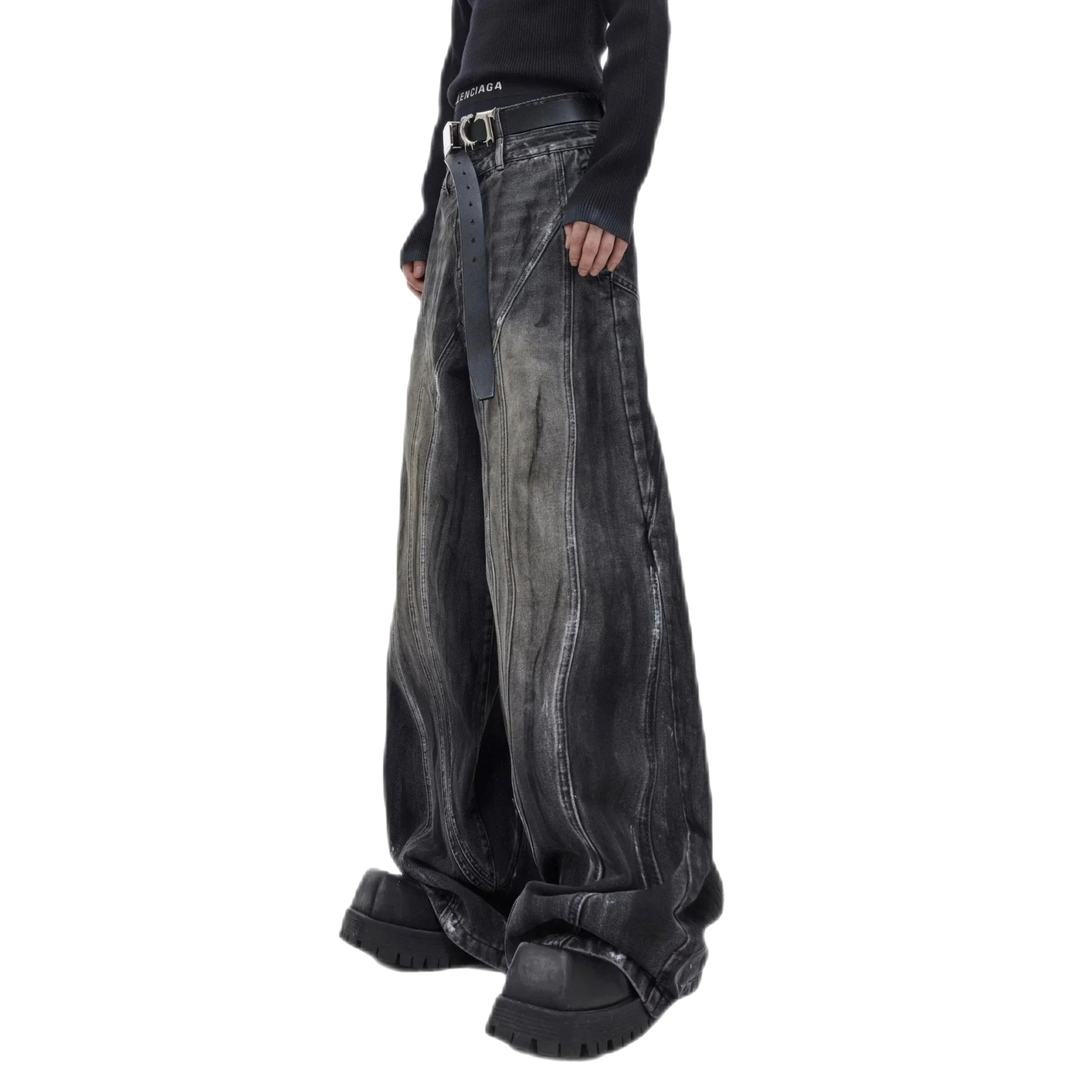 Opium Jeans | Dark Denim from Berlin | Fūga Studios Opium Jeans | Dark Denim from Berlin | Fūga Studios