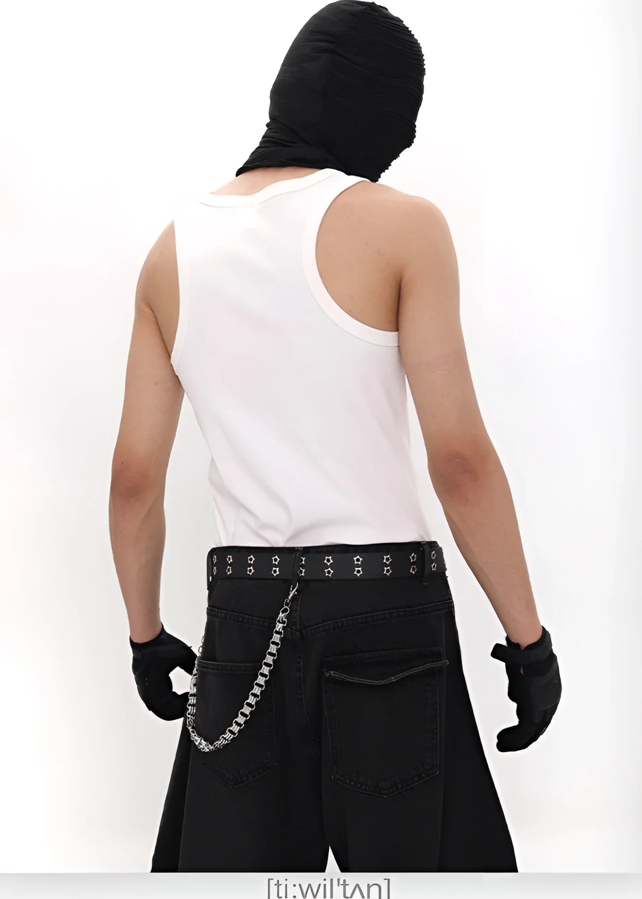 Rave Metal-Emblem Ribbed Tank Top – Fuga Studios