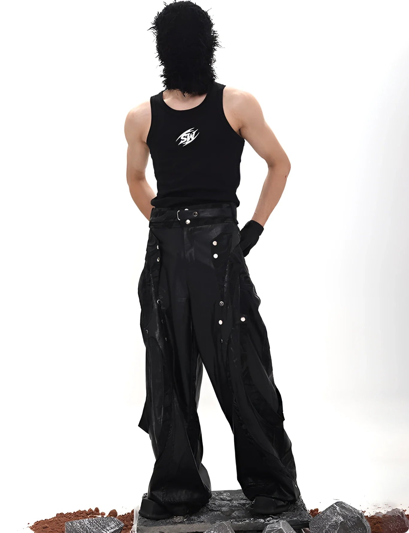 Rave Metal-Emblem Ribbed Tank Top – Fuga Studios