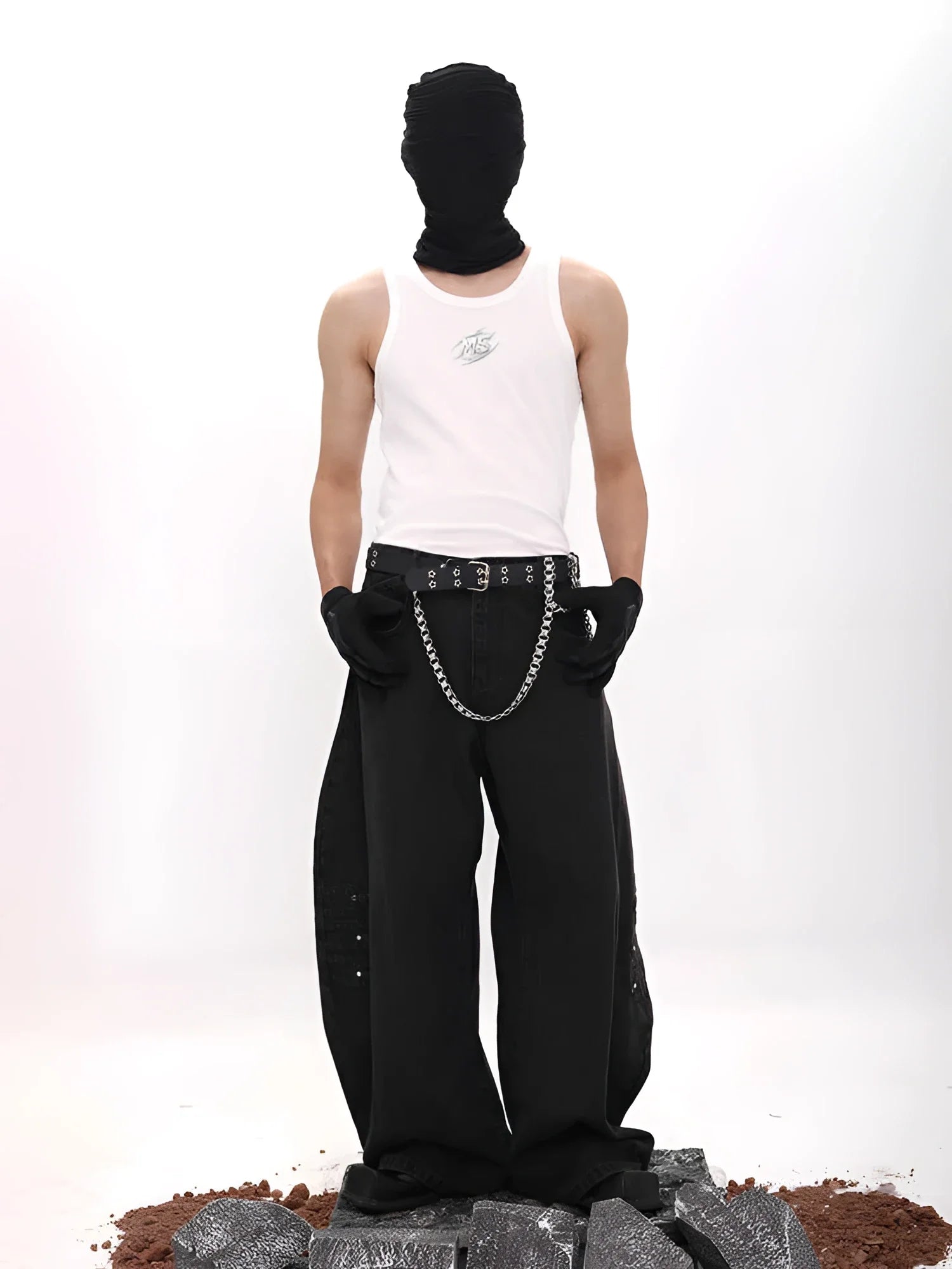 Rave Metal-Emblem Ribbed Tank Top – Fuga Studios