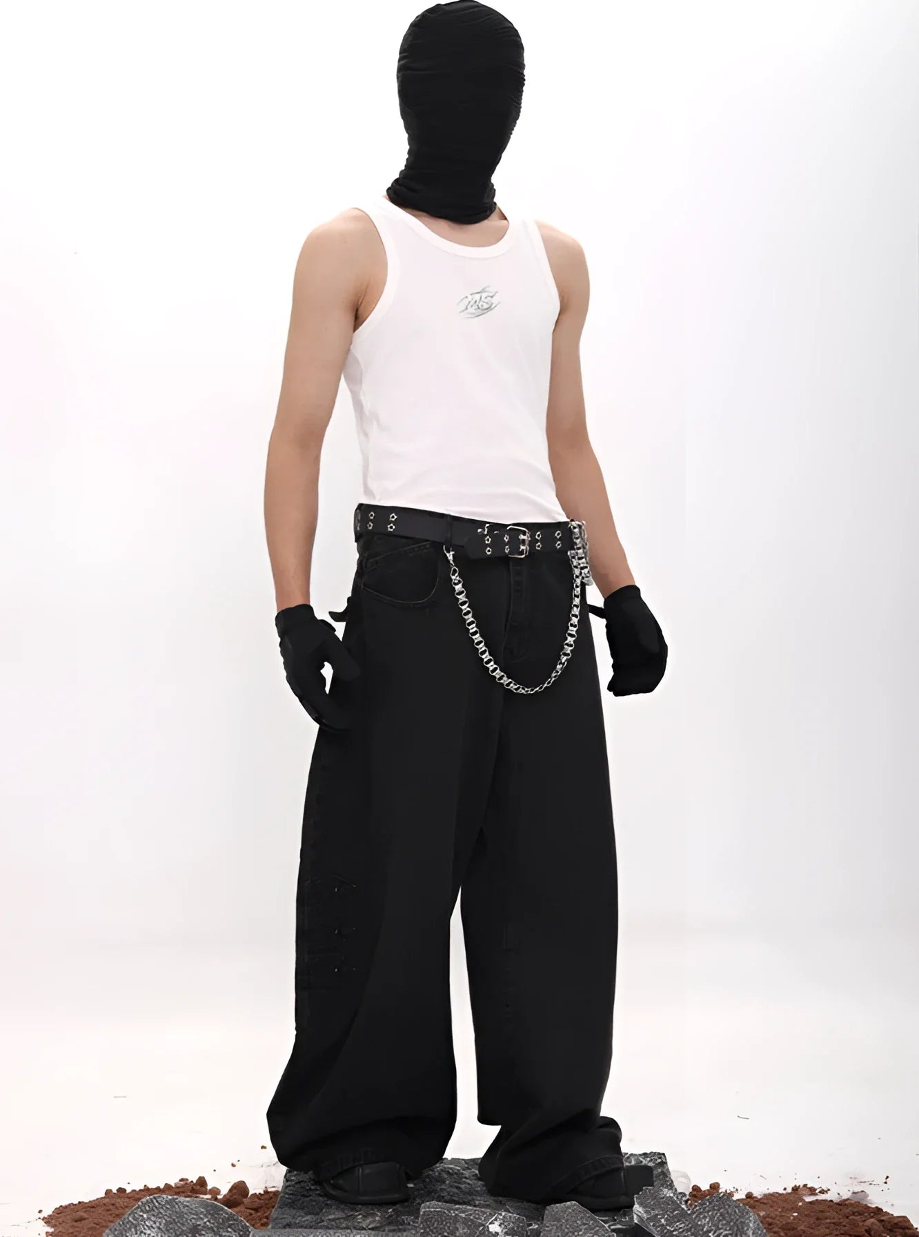Rave Metal-Emblem Ribbed Tank Top – Fuga Studios