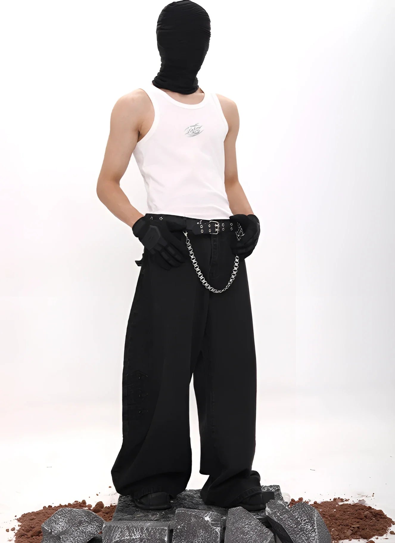 Rave Metal-Emblem Ribbed Tank Top – Fuga Studios
