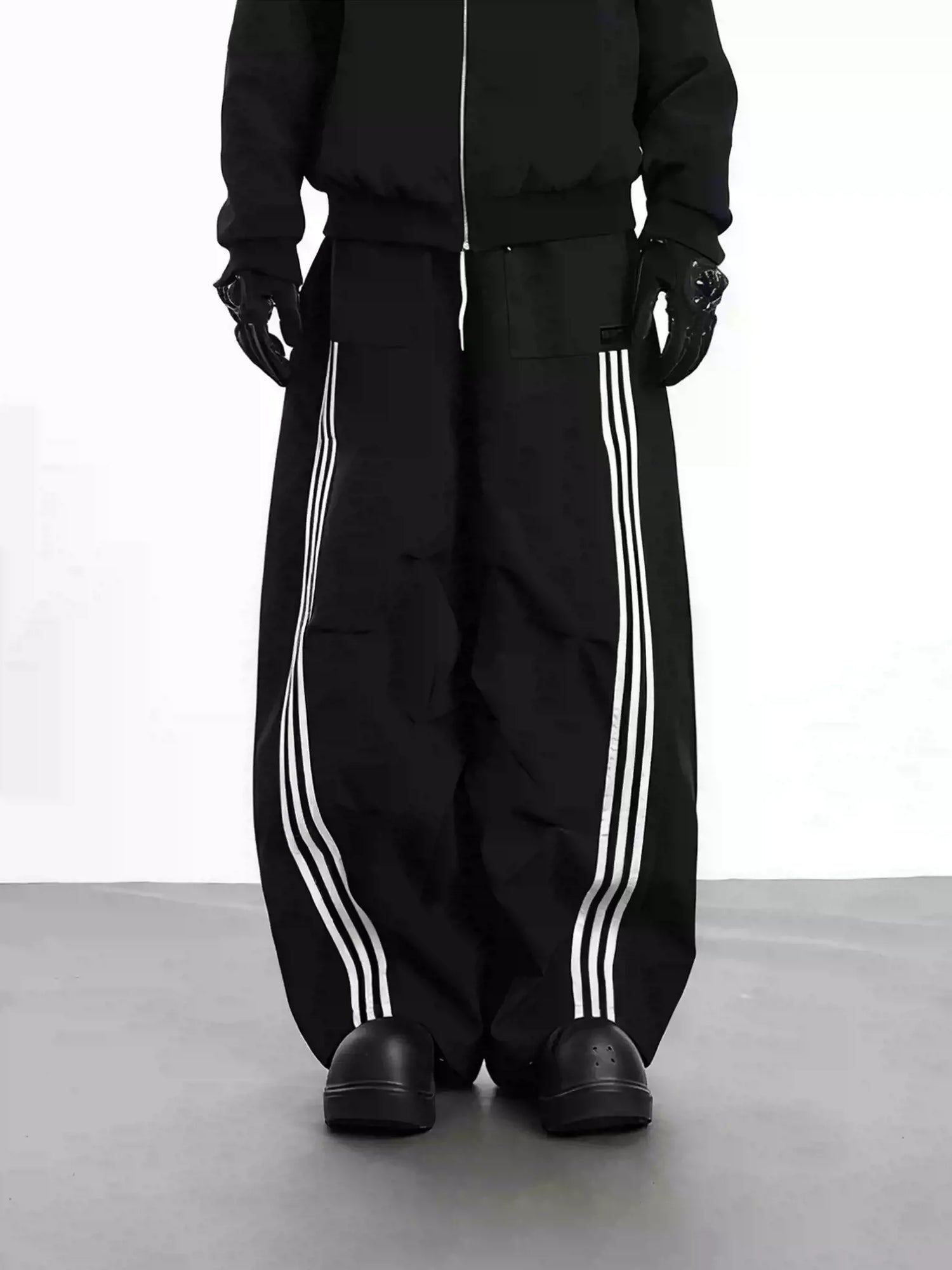 Streetwear Side-Stripe Track Set - Fuga Studios