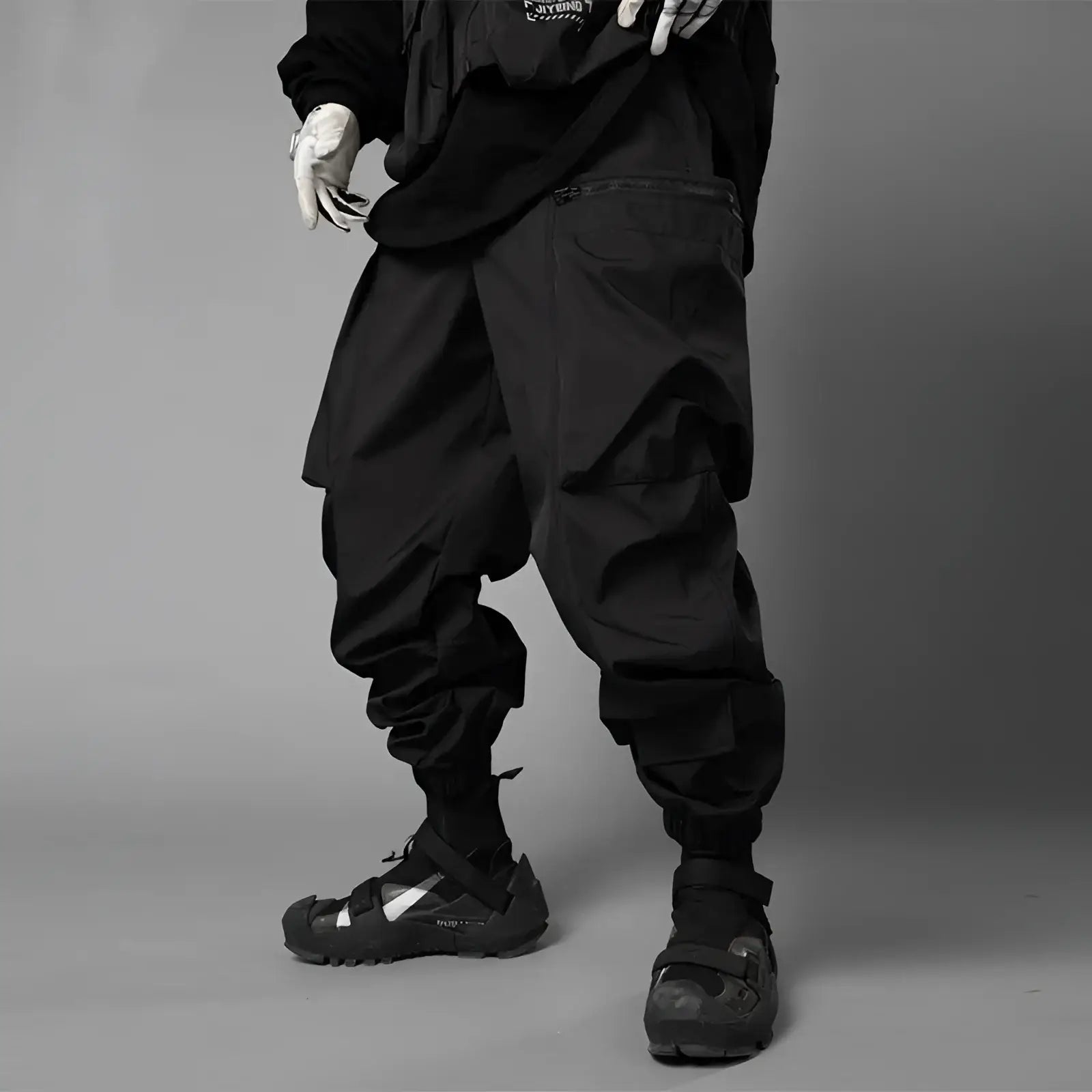 Techwear Adventurer Cargo Pants - Fuga Studios