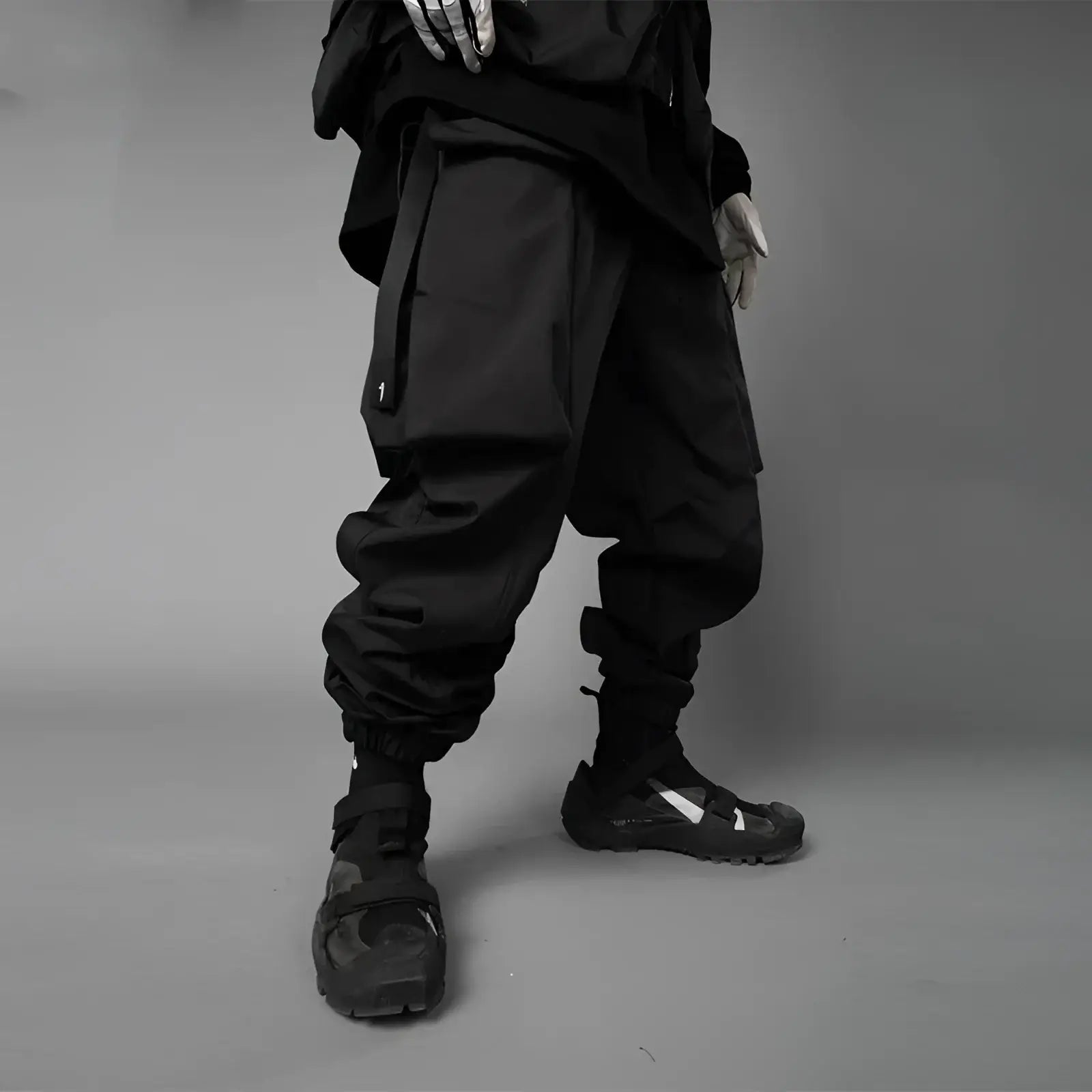 Techwear Adventurer Cargo Pants - Fuga Studios