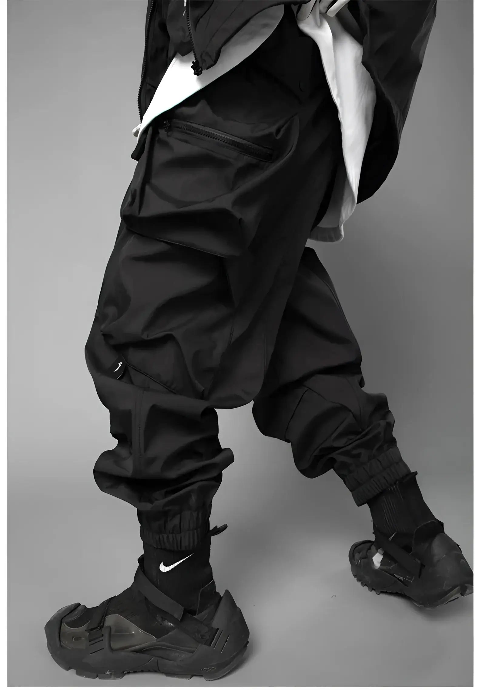 Techwear Urban Expedition Cargo Pants - Fuga Studios