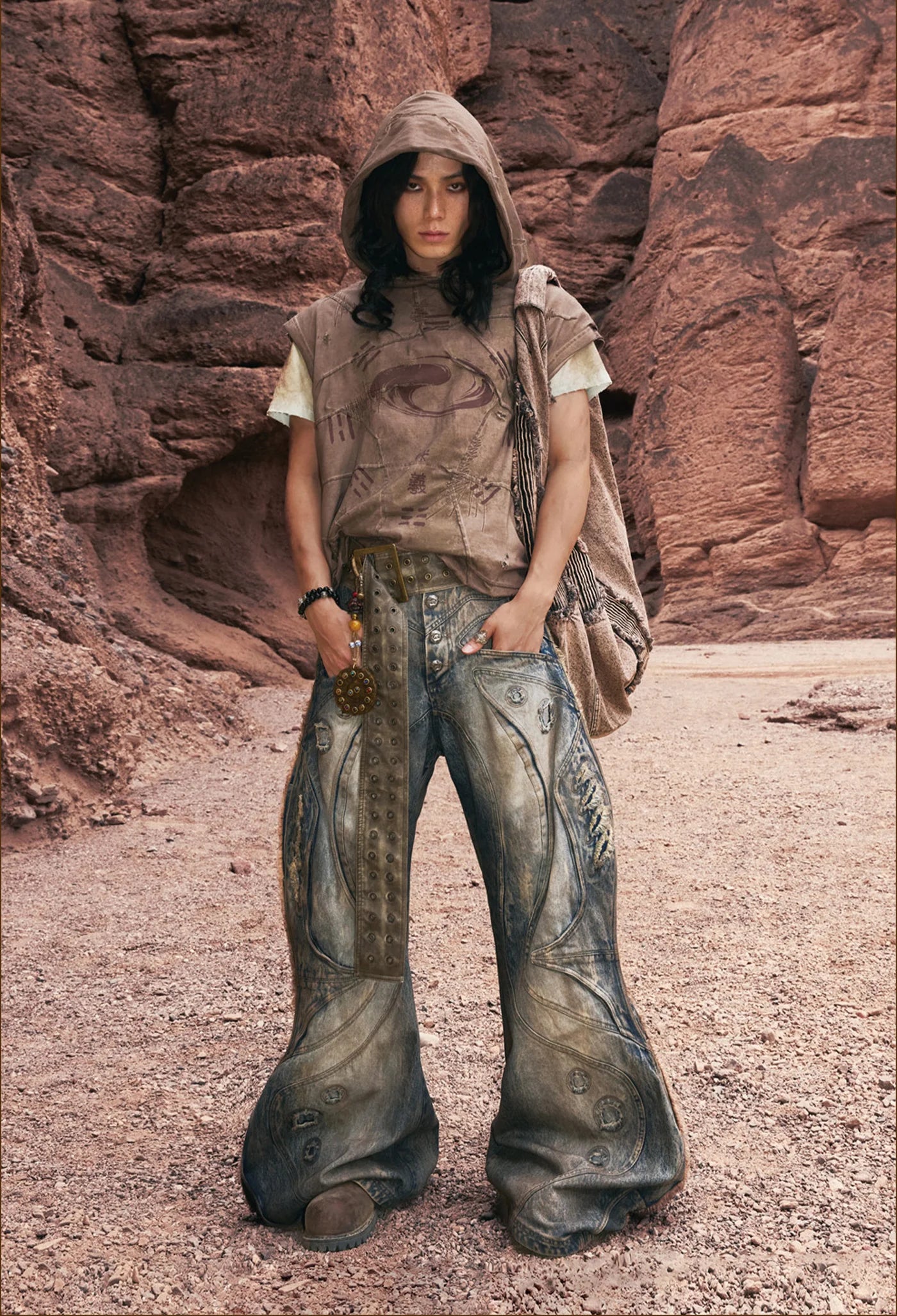 Warcore Distressed Hooded Vest 10