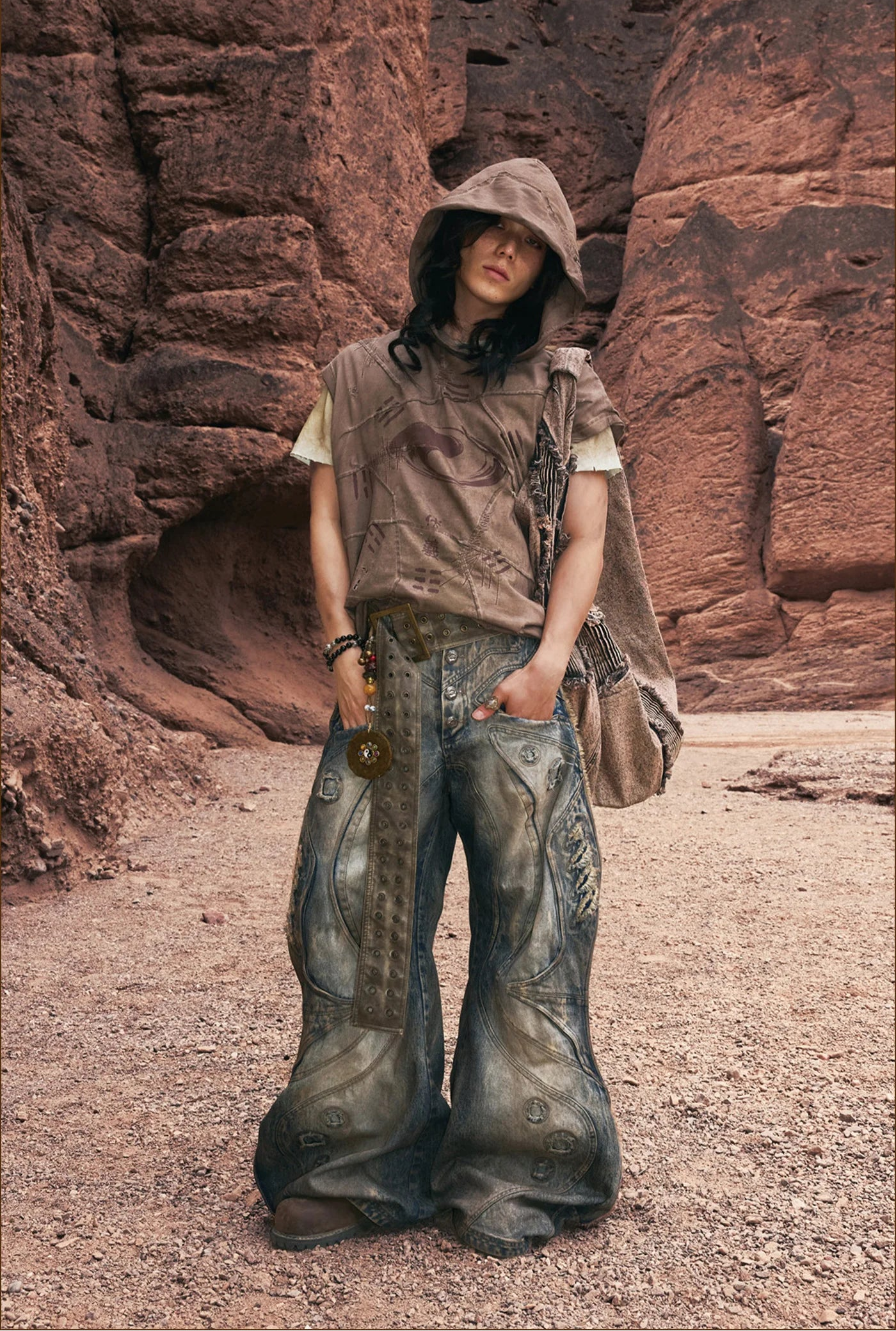 Warcore Distressed Hooded Vest 12