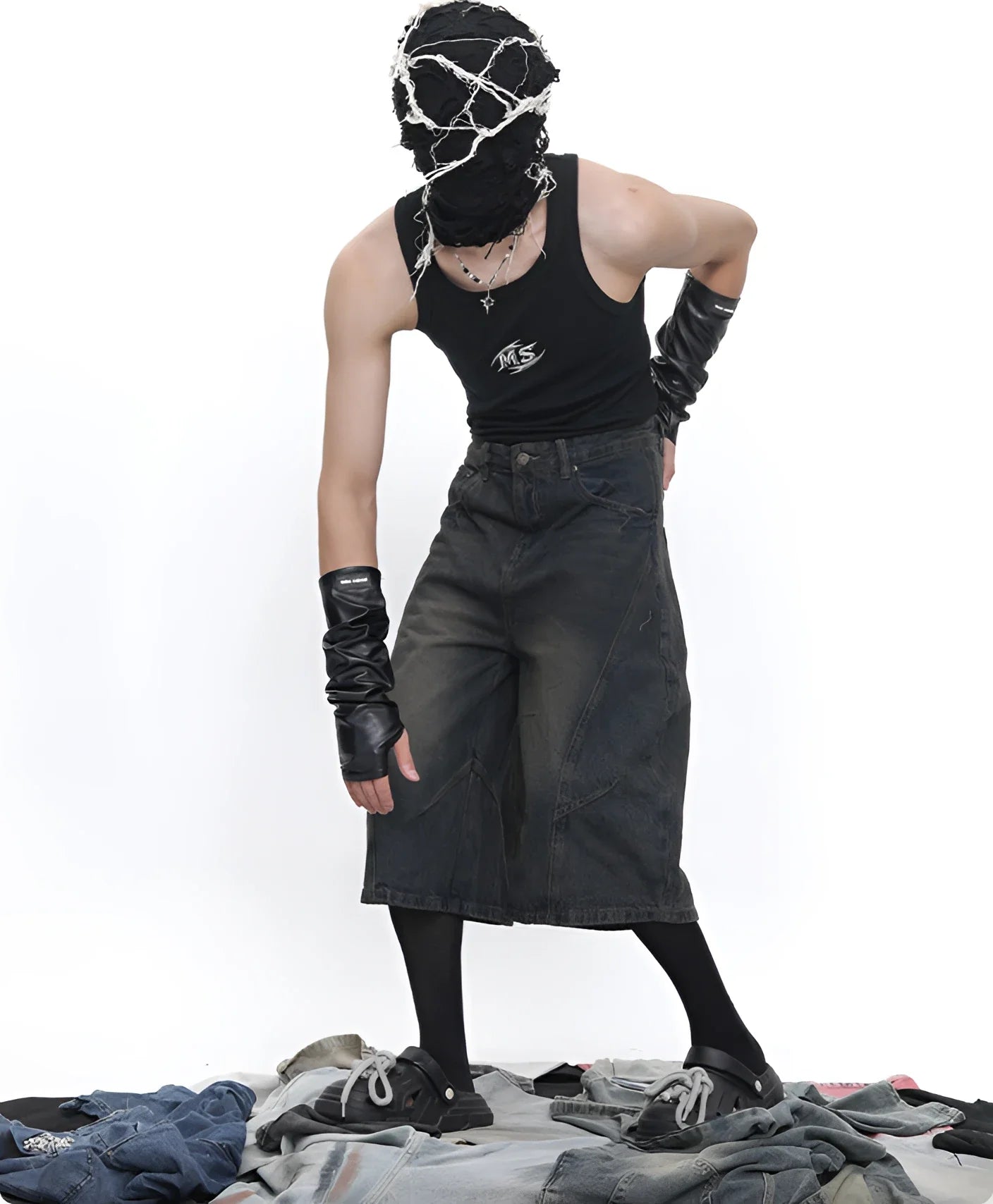 Y2K Barrel-Leg Faded Denim Jorts – Fuga Studios