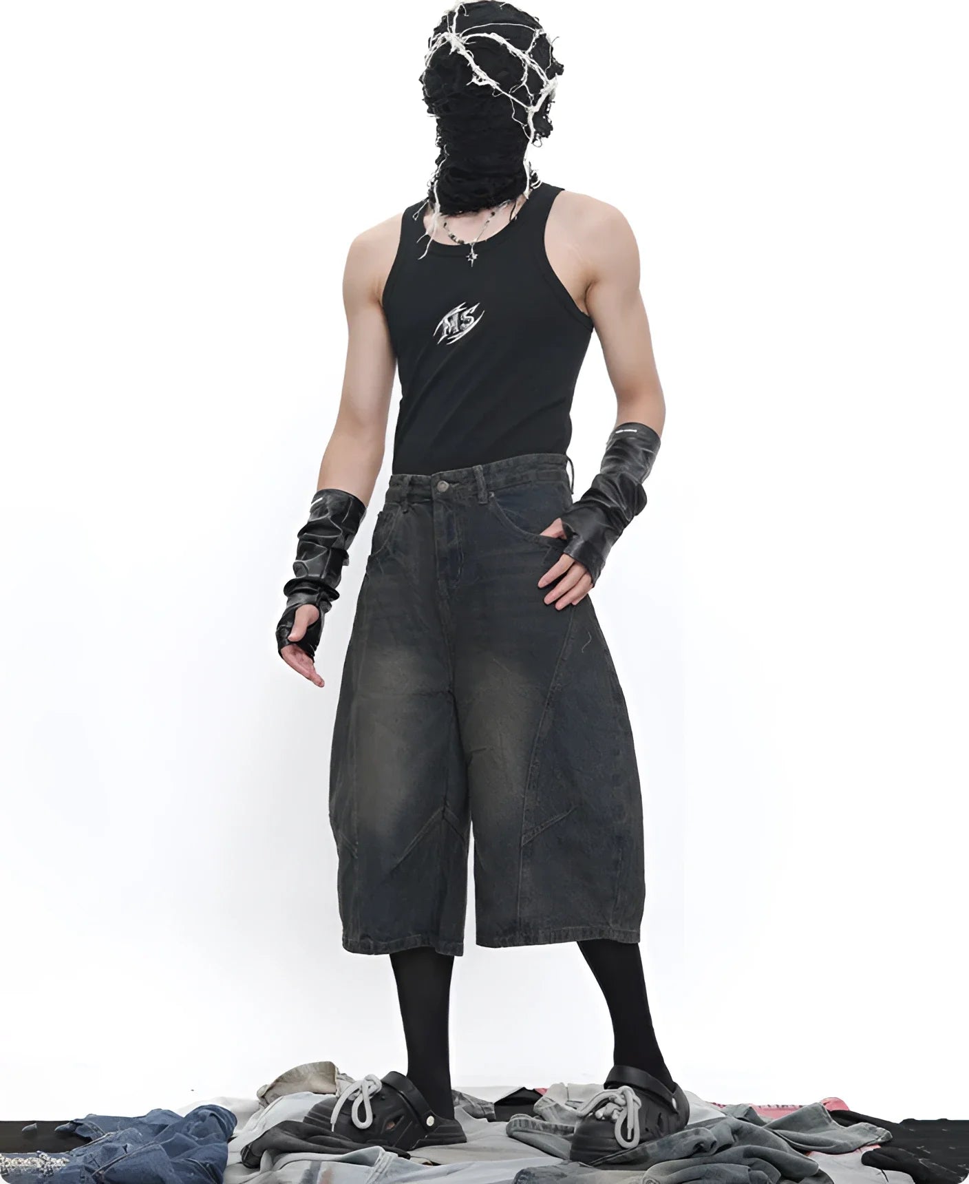 Y2K Barrel-Leg Faded Denim Jorts – Fuga Studios
