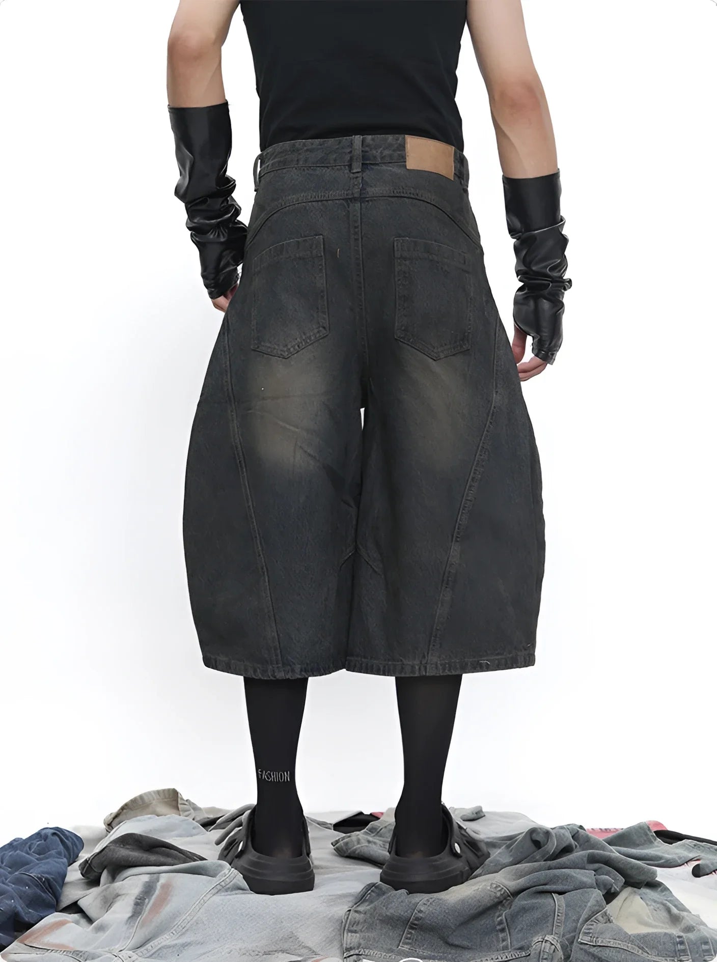 Y2K Barrel-Leg Faded Denim Jorts – Fuga Studios