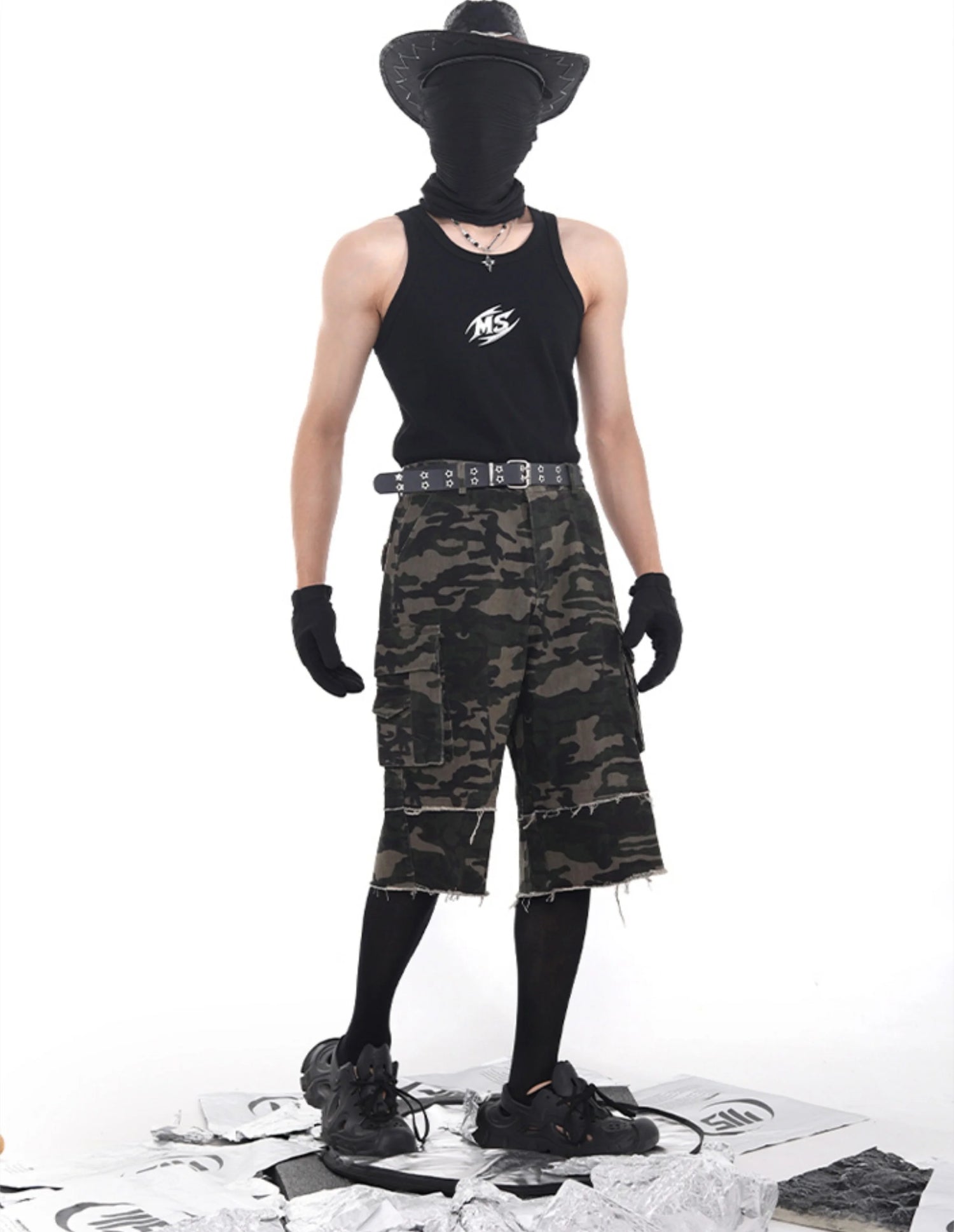 Y2K Camo Raw-Hem Cargo Jorts – Fuga Studios